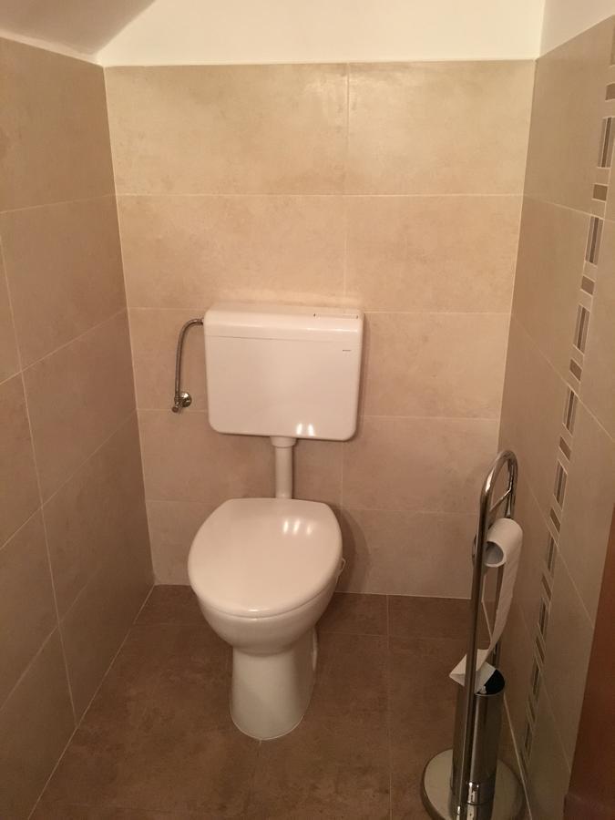Apartman "Ela" Njivice Exterior foto